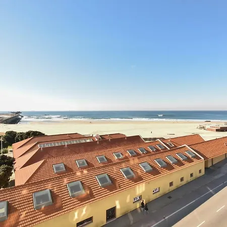 João House *